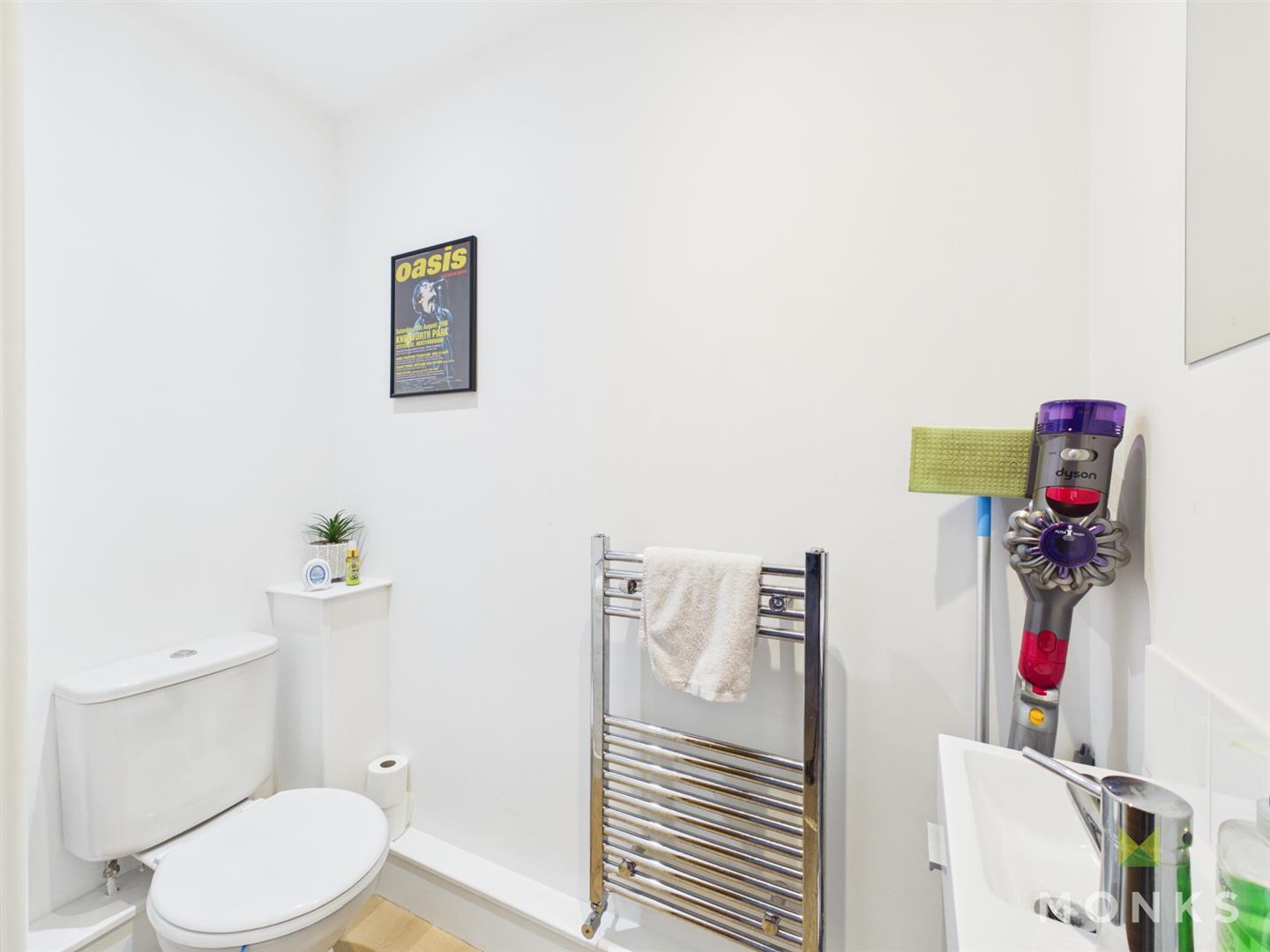 3 The Mews Oak Street, Oswestry, SY11 1LJ For Sale